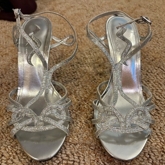 Nina Silver Sparkles Stiletto heels, size 9 - Picture 2 of 5